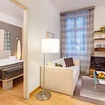 Apartmanhotel Mamaison Belgicka 4*