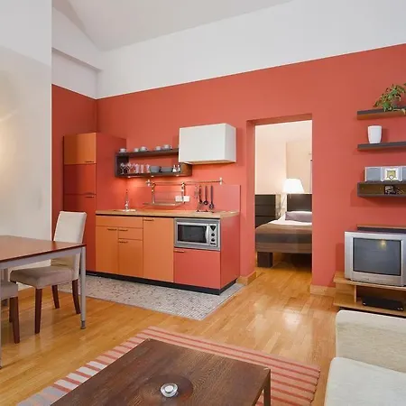 Mamaison Belgická 4* Prague