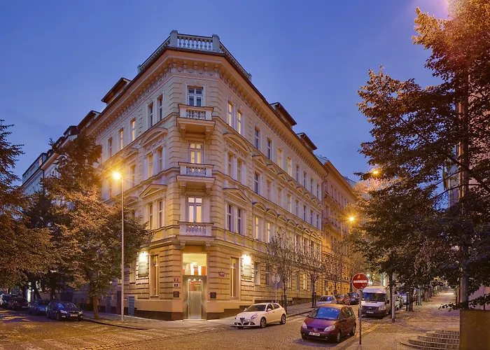 Aparthotel Mamaison Belgicka 4*